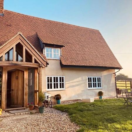 2 Beds & Living In Our Idyllic Country Cottage Bedford Esterno foto